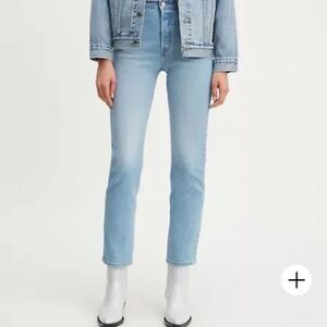 NWT Levi’s | 501 Original Fit Stretch Women’s Jeans - Light Wash - size 26 x 28